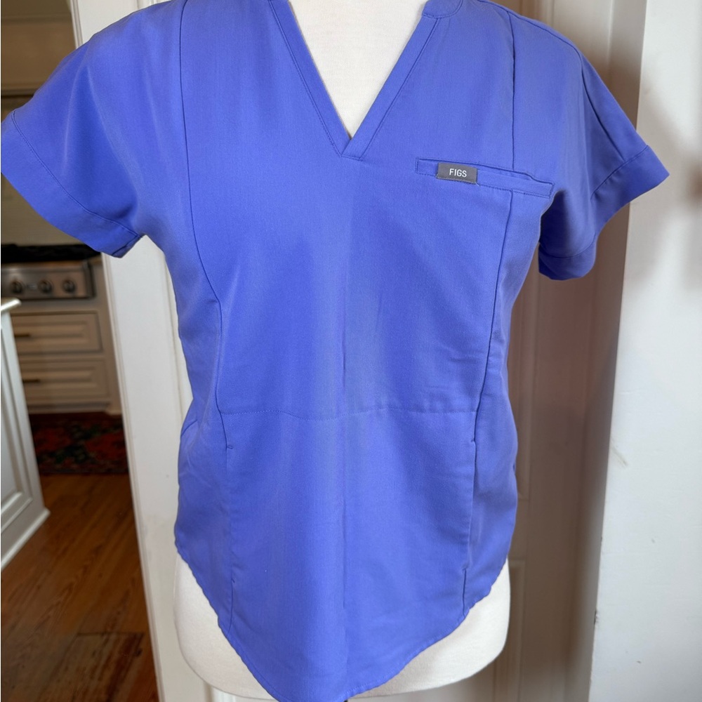 Figs Women's Scrub Top in Periwinkle Blue